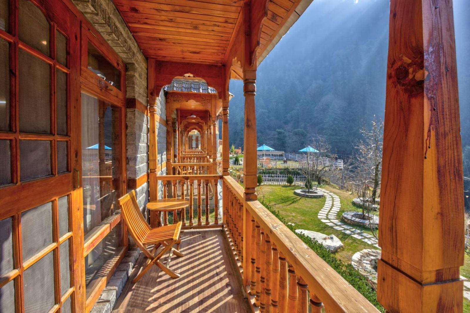 8Fold By Larisa, Jibhi Hotel Exterior photo