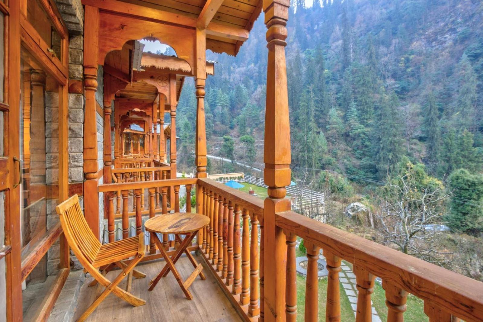 8Fold By Larisa, Jibhi Hotel Exterior photo