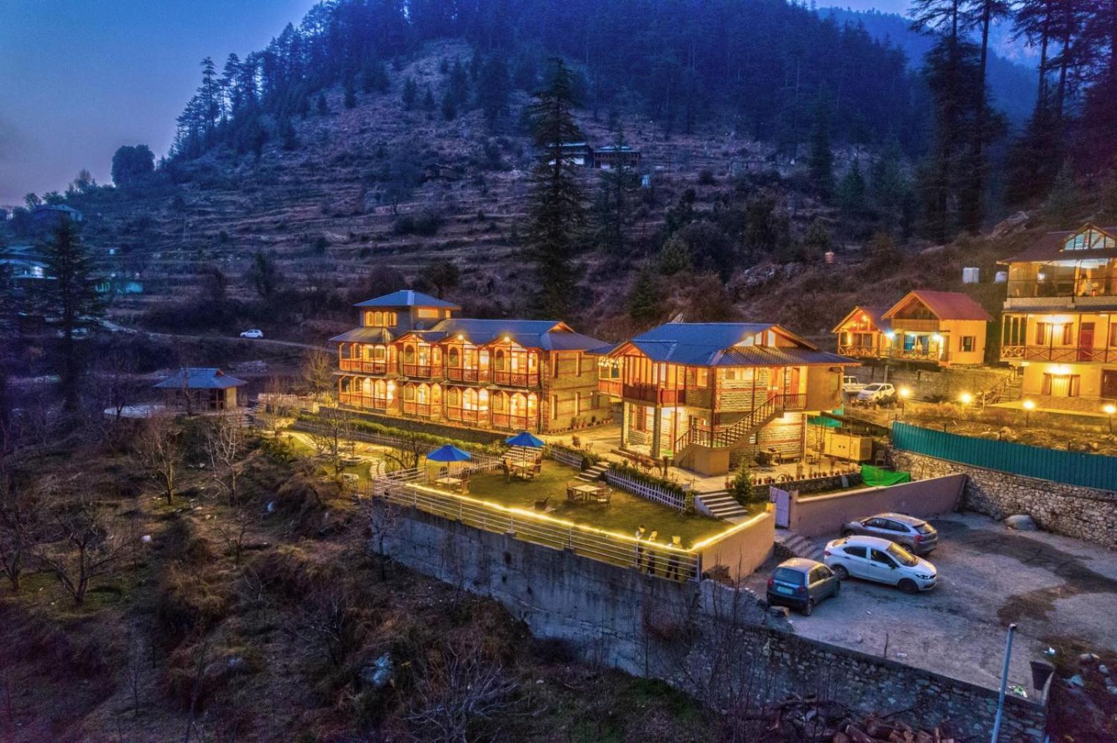 8Fold By Larisa, Jibhi Hotel Exterior photo